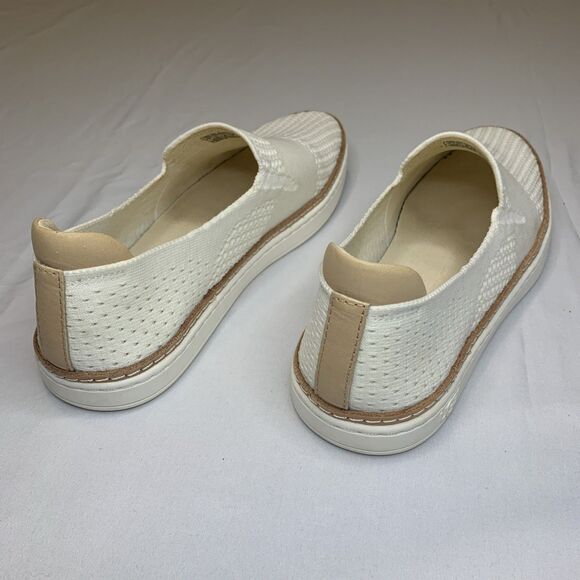 Ugg Sammy Slip On Sneaker White Casual Shoe - Women's 7 - Picture 5 of 8